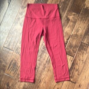 Lululemon cropped leggings